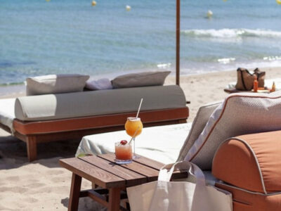 Riviera Francesa: Os beach clubs mais concorridos de Saint Tropez em 2024.