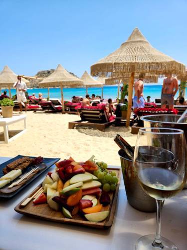 melhores beach clubs em Mykonos